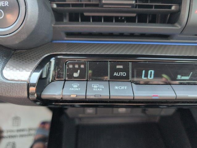 2024 Toyota Prius XLE AWD (Natl)