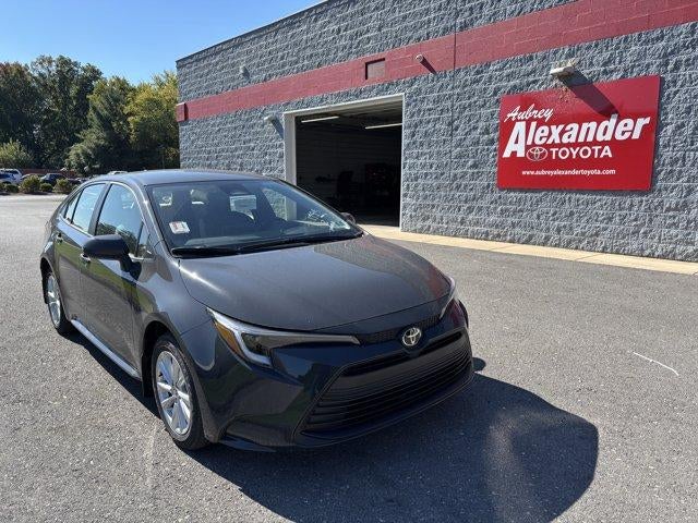 2026 Toyota Corolla Hybrid LE FWD (Natl)
