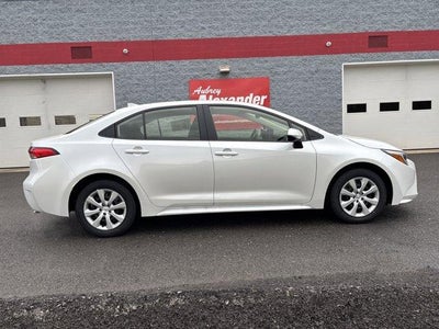 2026 Toyota Corolla Hybrid LE FWD (Natl)