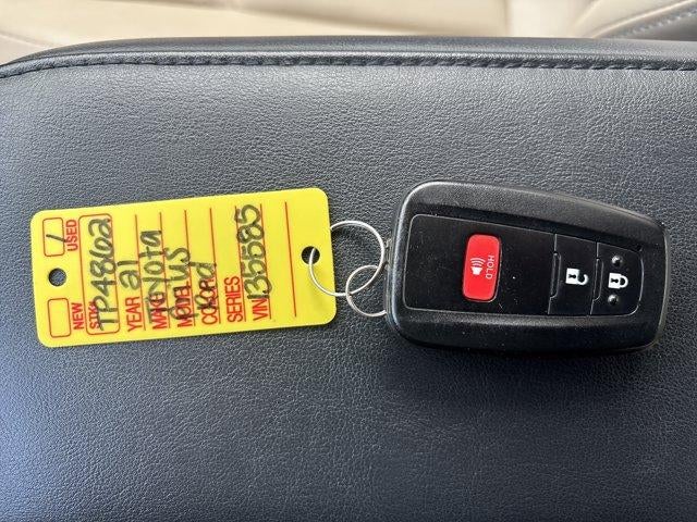 2021 Toyota Prius Limited (Natl)