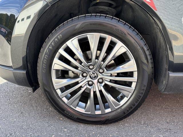 2021 Toyota Venza Limited AWD (GS)