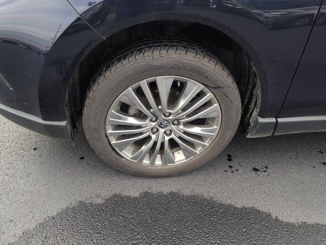 2021 Toyota Venza XLE AWD (SE)