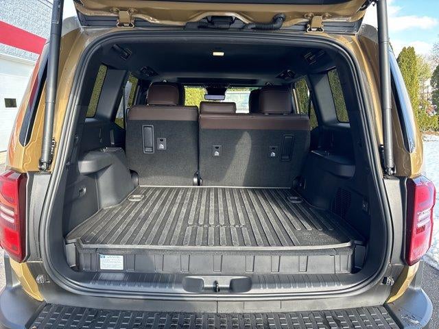 2024 Toyota Land Cruiser 4WD (GS)