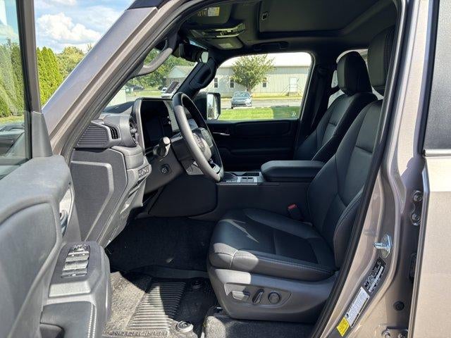 2027 Toyota Land Cruiser 4WD (Natl)