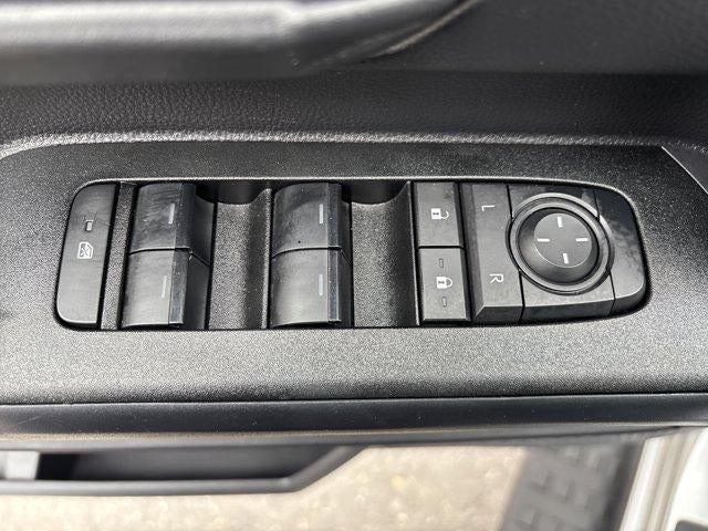 2025 Toyota 4Runner SR5 4WD (GS)