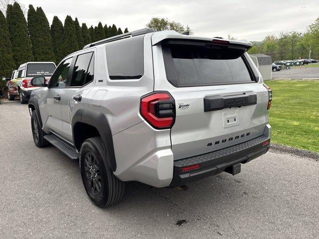 2025 Toyota 4Runner SR5 4WD (GS)