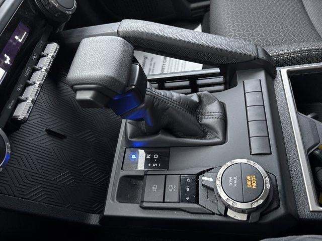 2025 Toyota 4Runner SR5 4WD (GS)