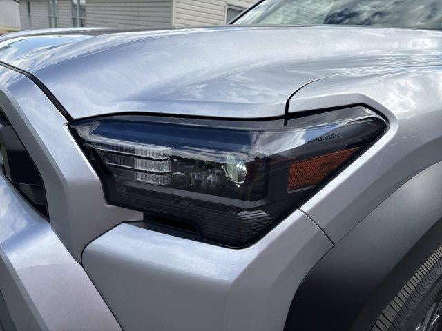 2025 Toyota 4Runner SR5 4WD (GS)