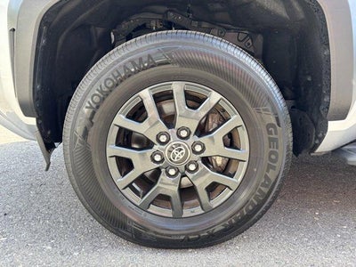 2025 Toyota 4Runner SR5 4WD (GS)