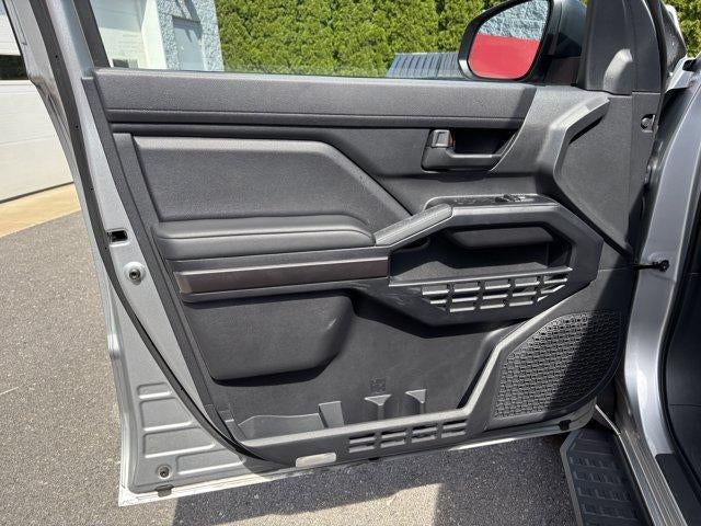 2025 Toyota 4Runner SR5 4WD (GS)