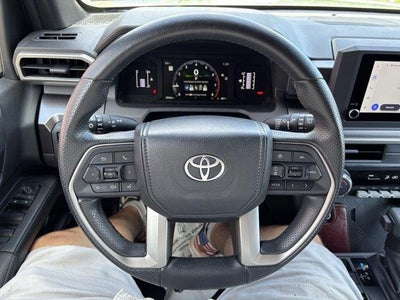 2025 Toyota 4Runner SR5 4WD (GS)