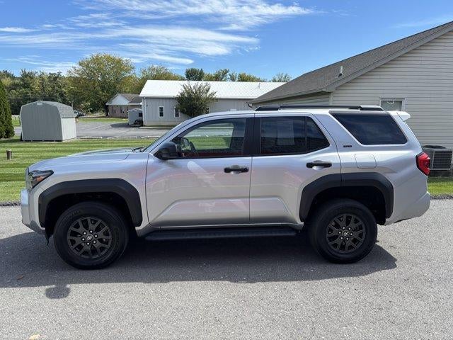 2025 Toyota 4Runner SR5 4WD (GS)