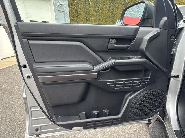 2025 Toyota 4Runner SR5 4WD (GS)