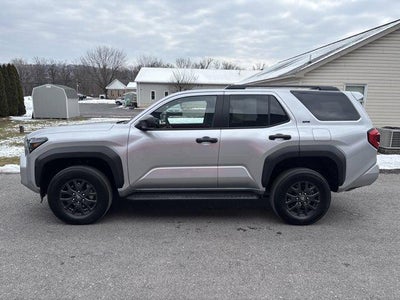 2025 Toyota 4Runner SR5 4WD (GS)
