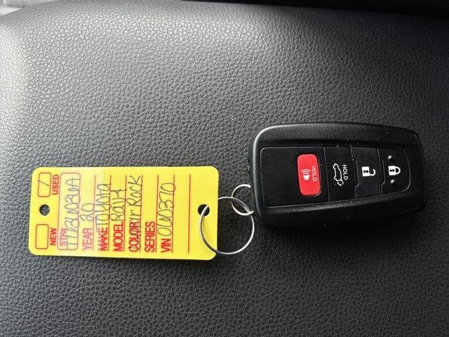 2020 Toyota RAV4 XLE AWD (Natl)