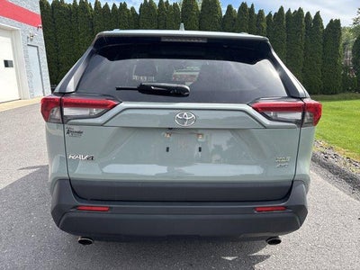 2020 Toyota RAV4 XLE AWD (Natl)