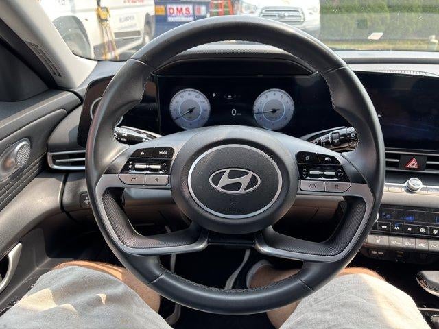 2025 Hyundai ELANTRA SEL Convenience IVT