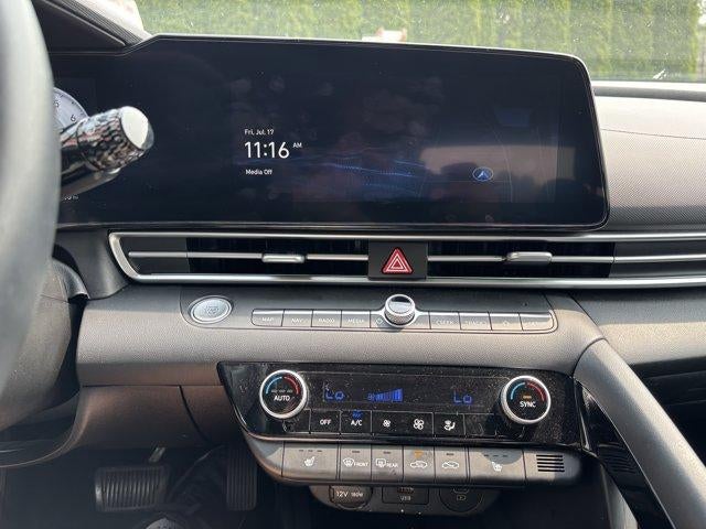 2025 Hyundai ELANTRA SEL Convenience IVT