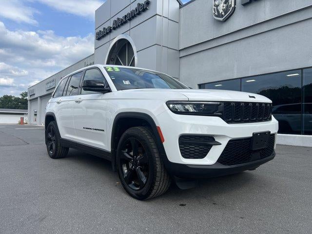 2023 Jeep Grand Cherokee Altitude 4x4