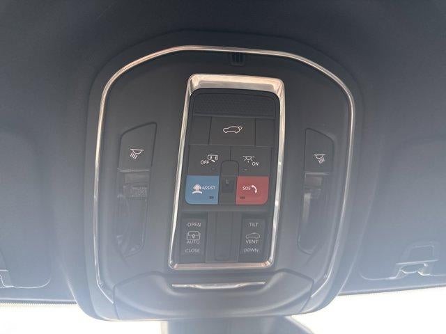 2023 Jeep Grand Cherokee L Altitude X 4x4