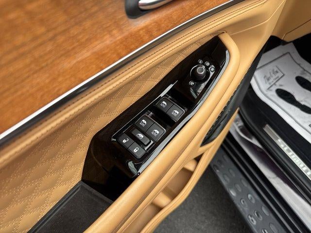 2023 Jeep Grand Cherokee L Summit Reserve 4x4