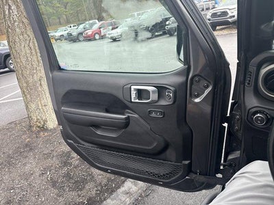 2021 Jeep Gladiator Willys 4x4