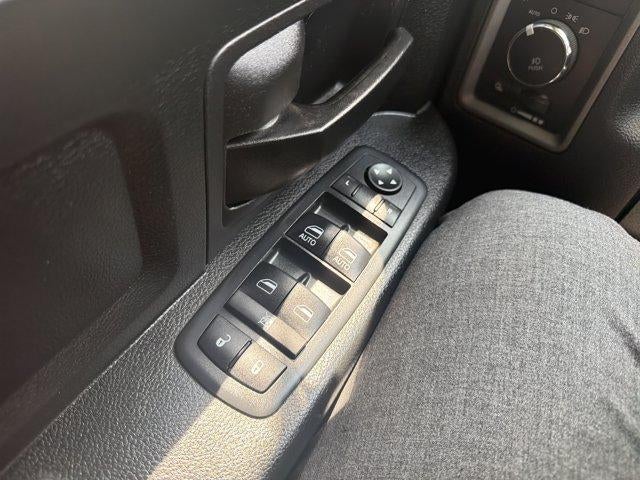 2018 RAM 1500 Express 4x4 Quad Cab 6'4" Box
