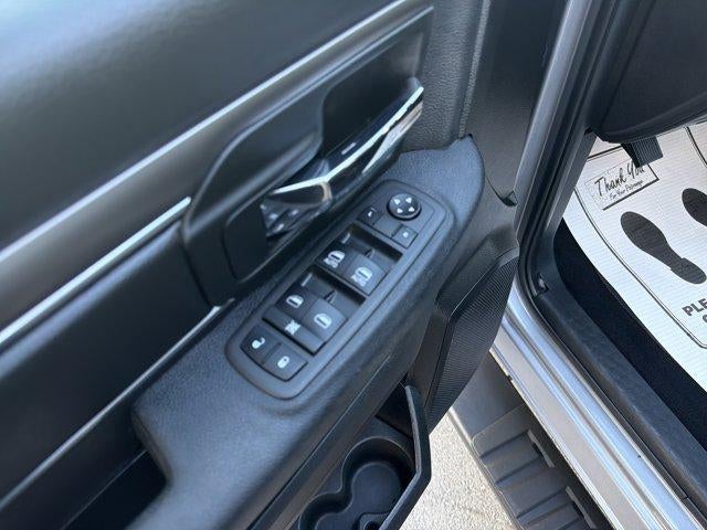 2024 RAM 1500 Classic Warlock 4x4 Crew Cab 5'7" Box