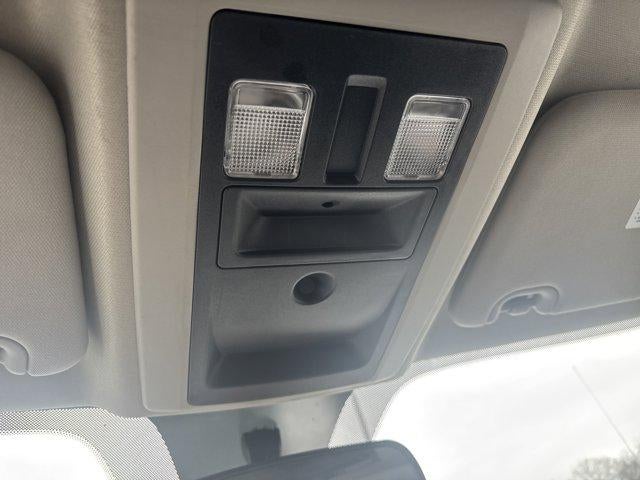 2019 RAM 1500 Classic SLT 4x4 Crew Cab 6'4" Box