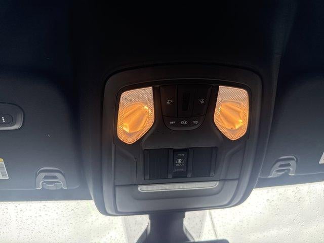 2021 RAM 1500 Big Horn 4x4 Crew Cab 5'7" Box