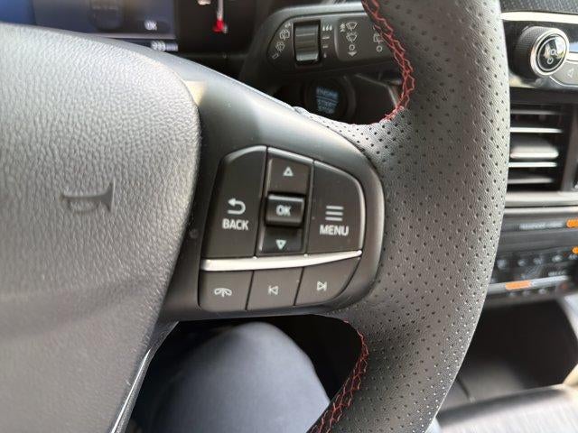 2025 Ford Escape ST-Line Select AWD