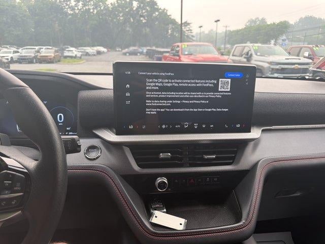 2025 Ford Explorer ST-Line 4WD
