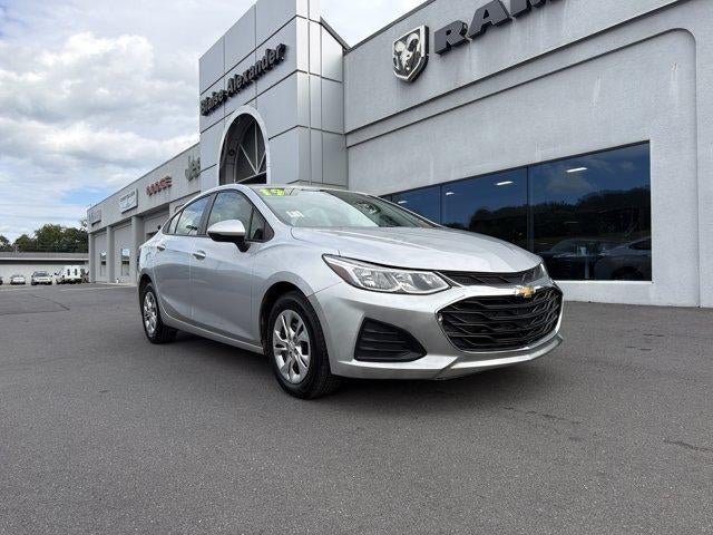 2019 Chevrolet Cruze Sedan LS