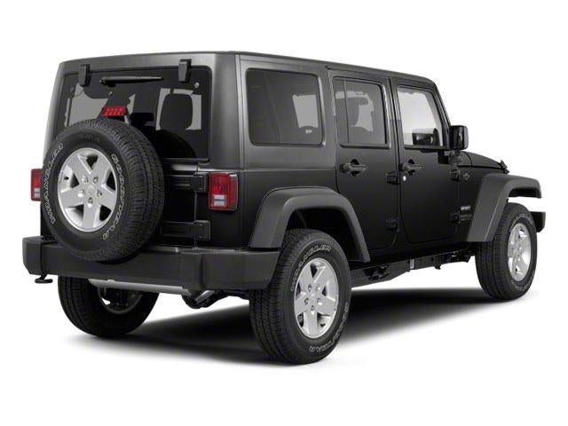 2010 Jeep Wrangler Unlimited 4WD 4dr Sahara