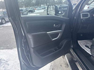 2017 Nissan Titan XD 4x2 Diesel Crew Cab SV