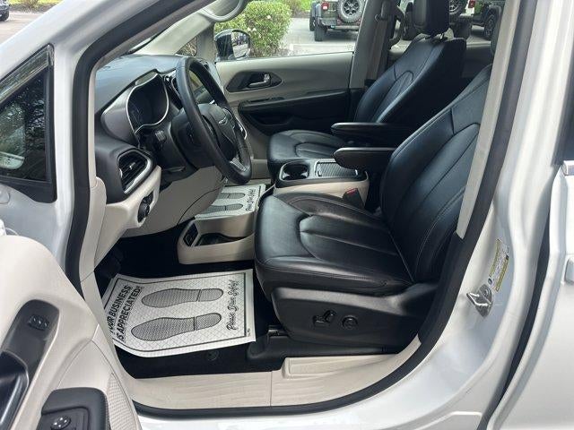 2024 Chrysler Pacifica Touring L FWD