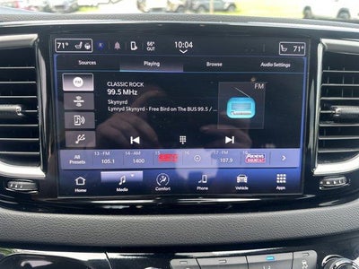 2024 Chrysler Pacifica Touring L FWD