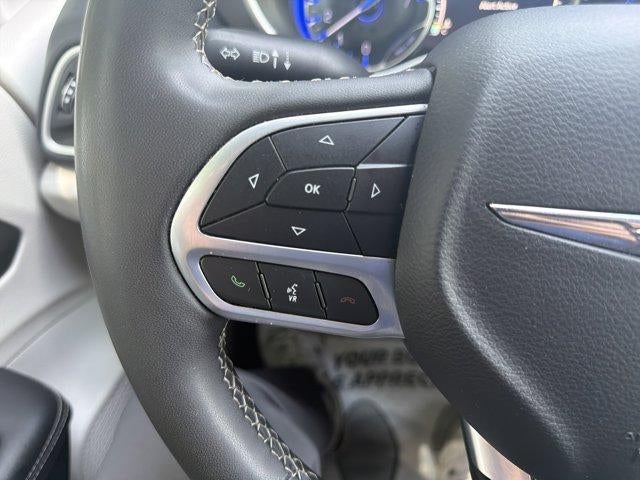 2023 Chrysler Pacifica Touring L FWD