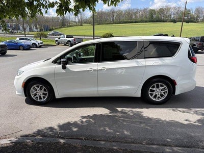 2024 Chrysler Pacifica Touring L FWD