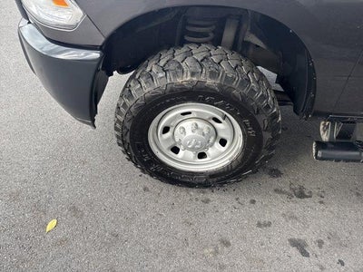 2018 RAM 2500 Tradesman 4x4 Crew Cab 6'4" Box