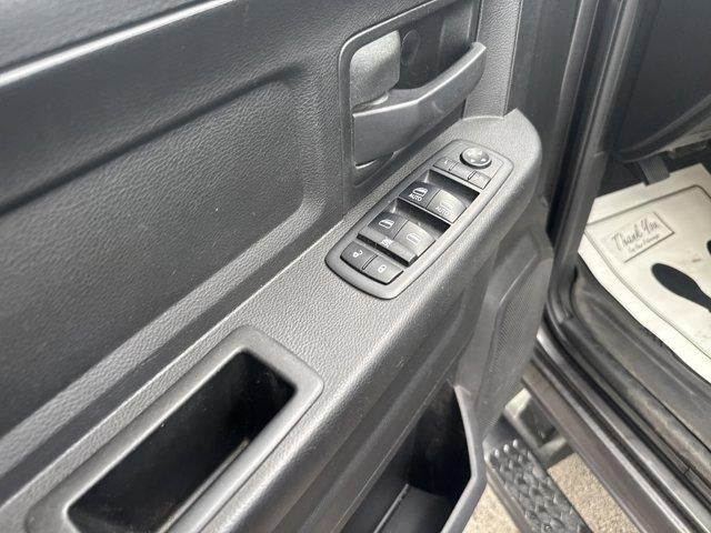 2018 RAM 2500 Tradesman 4x4 Crew Cab 6'4" Box