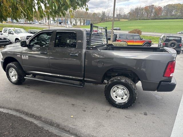 2018 RAM 2500 Tradesman 4x4 Crew Cab 6'4" Box