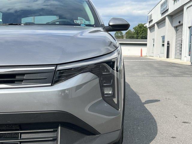 2025 Kia K4 LXS FWD