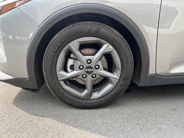 2025 Kia K4 LXS FWD