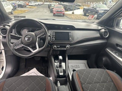 2018 Nissan Kicks SR FWD
