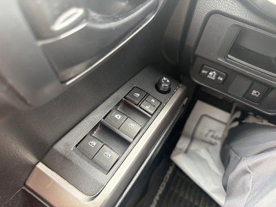 2019 Toyota Tacoma 4WD 4WD SR5 Double Cab 5' Bed V6 AT (GS)