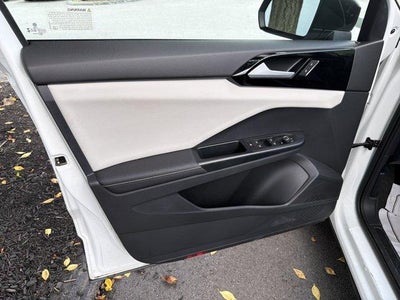 2025 Volkswagen Taos S 4MOTION