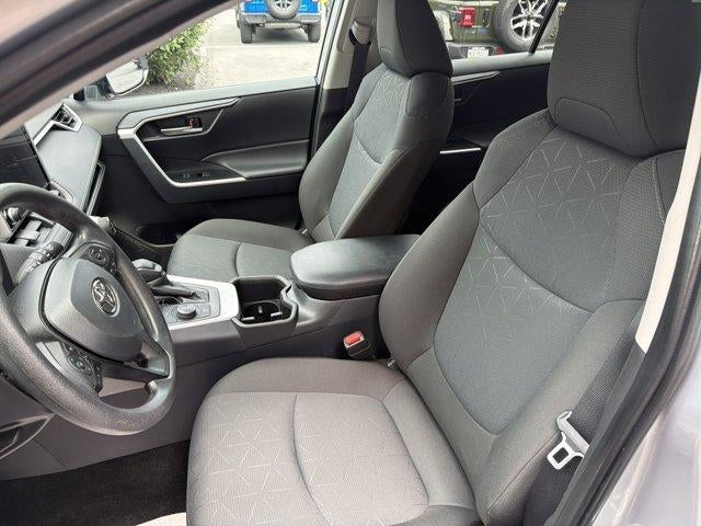 2025 Toyota RAV4 Hybrid XLE AWD (Natl)