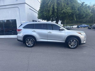2019 Toyota Highlander XLE V6 AWD (Natl)