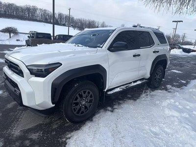 2025 Toyota 4Runner SR5 4WD (GS)
